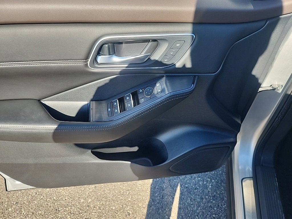 2022 Nissan Rogue Platinum Intelligent AWD