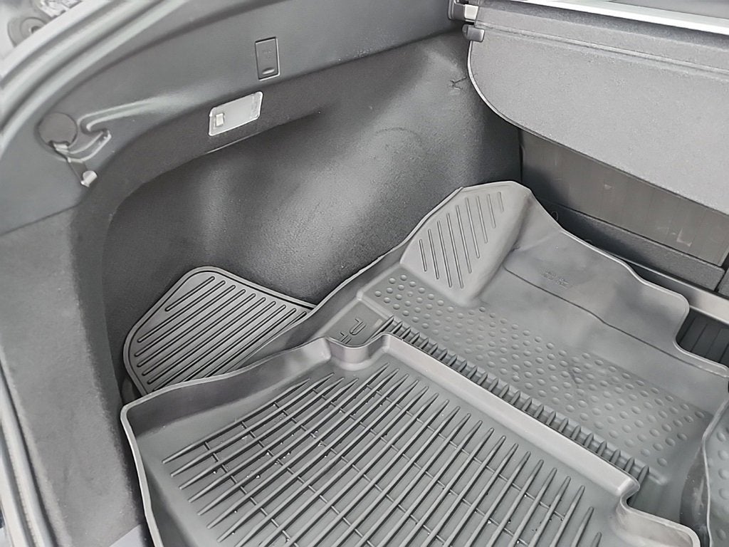 2022 Toyota Prius Limited