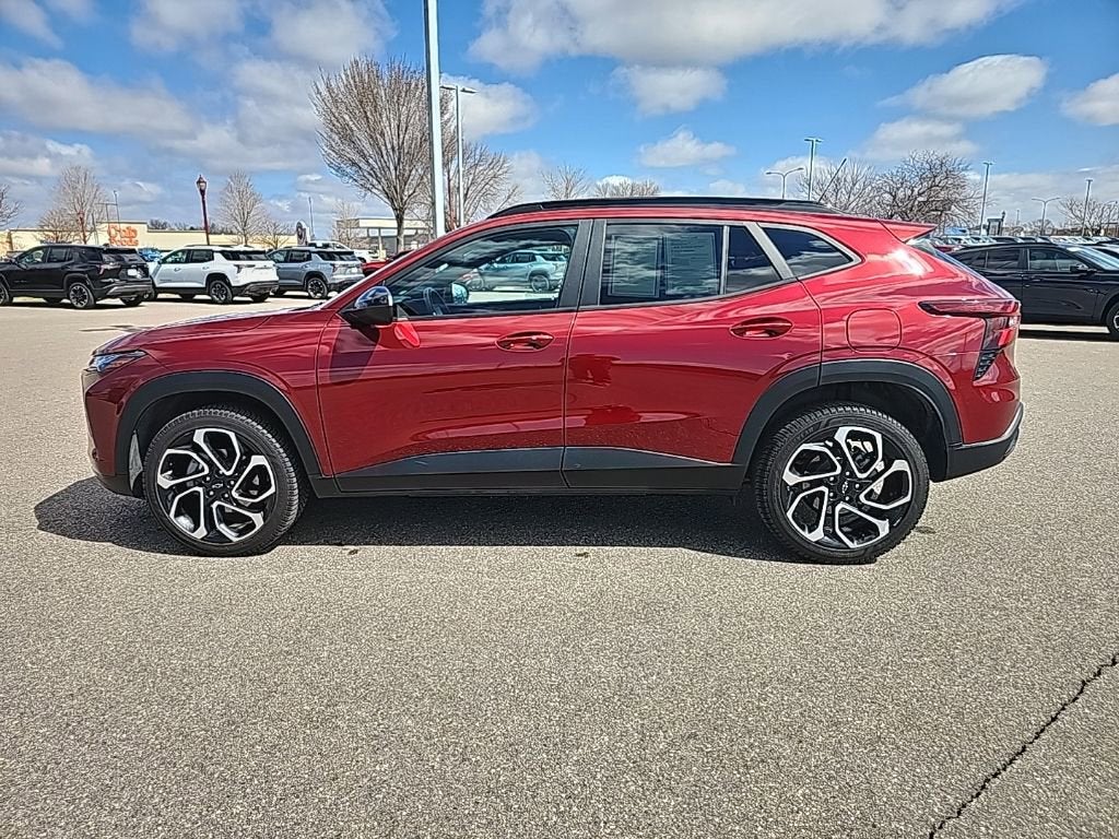 Used 2024 Chevrolet Trax RS with VIN KL77LJE2XRC022196 for sale in Mankato, Minnesota