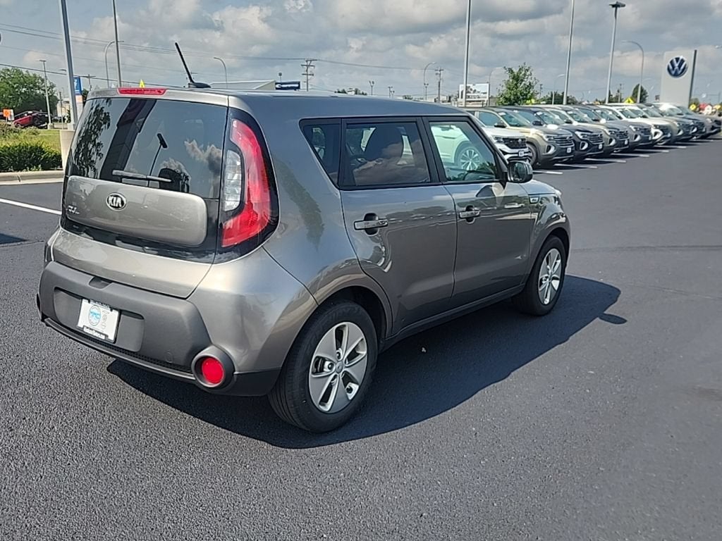 2016 Kia Soul Base