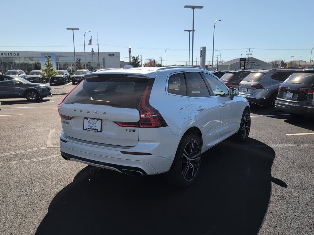 2019 Volvo XC60 T5 R-Design