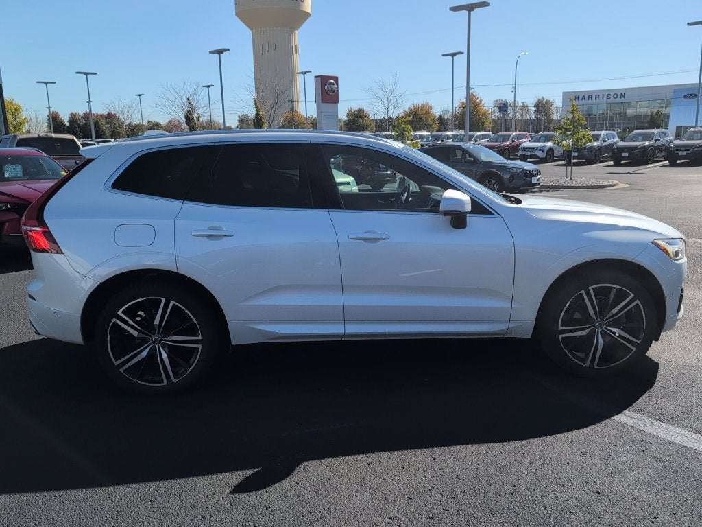 2019 Volvo XC60 T5 R-Design