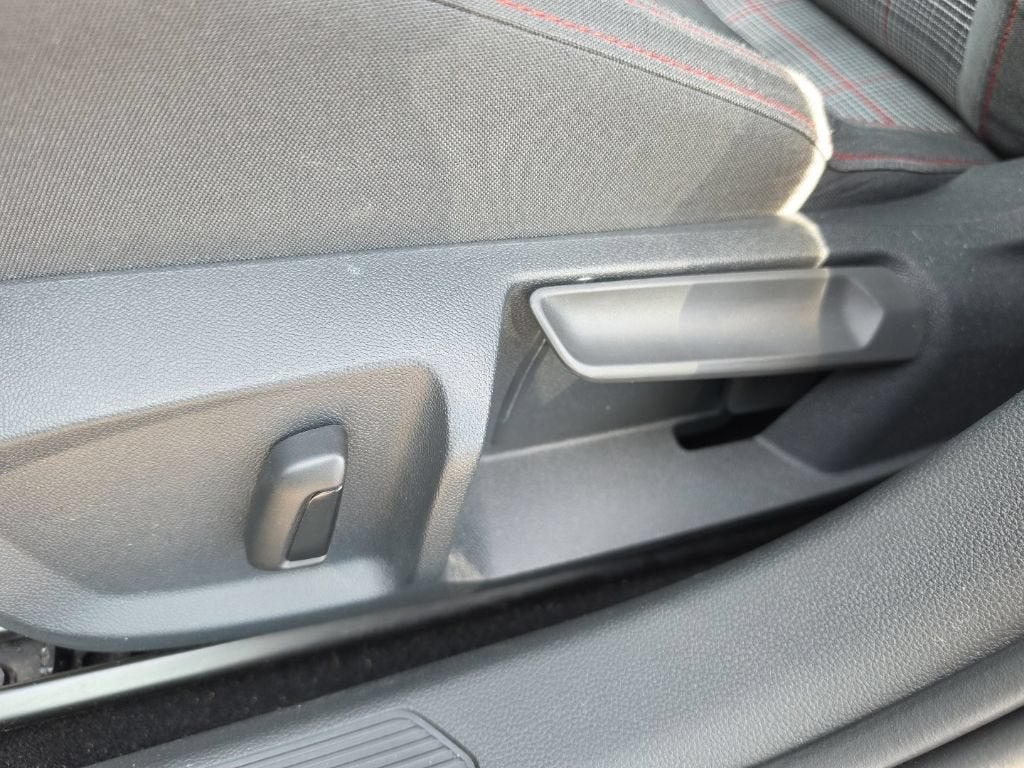 2022 Volkswagen Golf GTI 2.0T SE